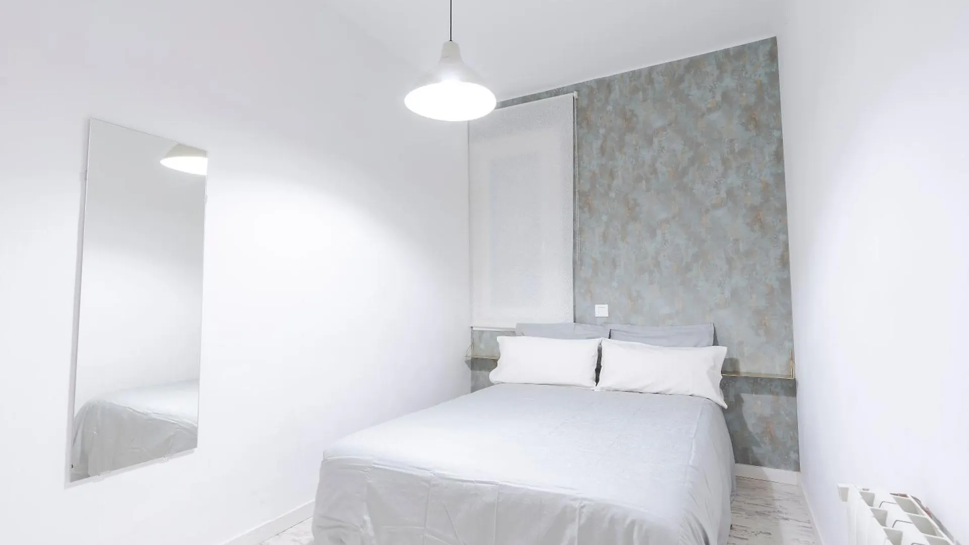 Nordic Apartment Sagrada Familia Barcelona 0*,  Španělsko