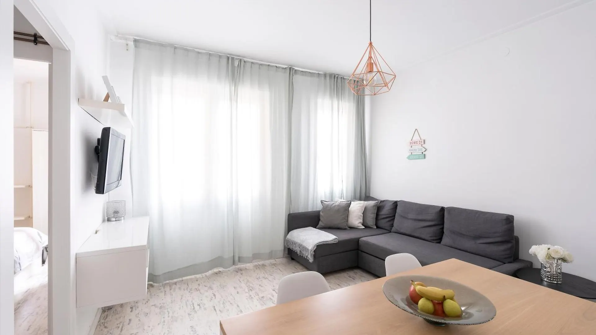 Nordic Apartment Sagrada Familia Barcelona